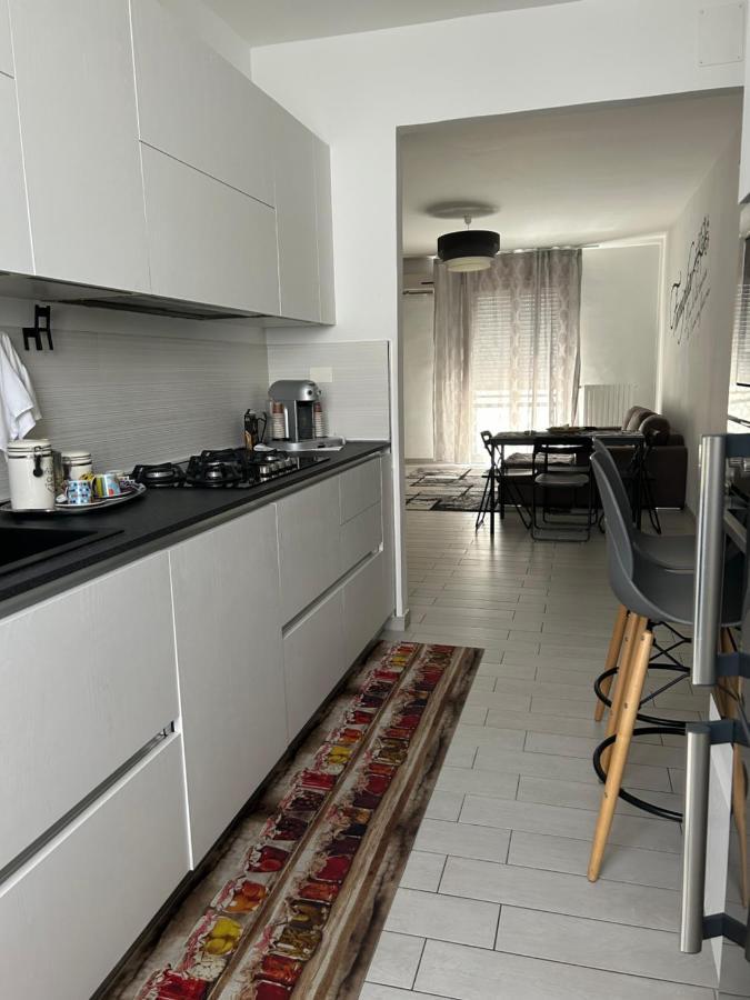 La Dimora Di Enea Apartment Brindisi Bagian luar foto